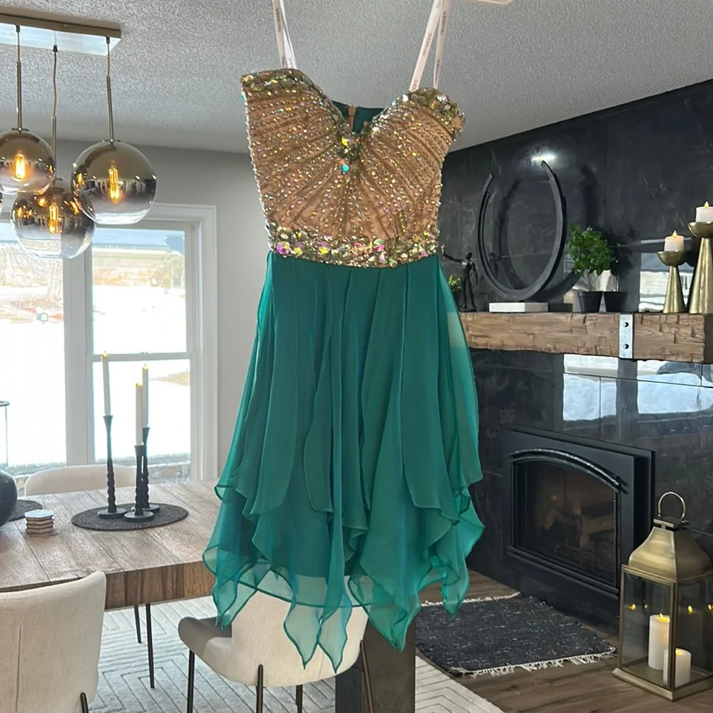 Sherri Hill Short Party Dress - Picture 2 of 16
